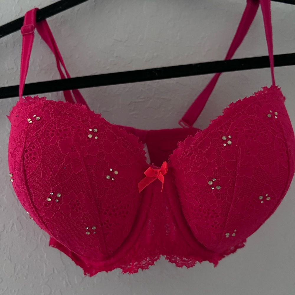 Victoria secret Red Bra 32DDD/32F